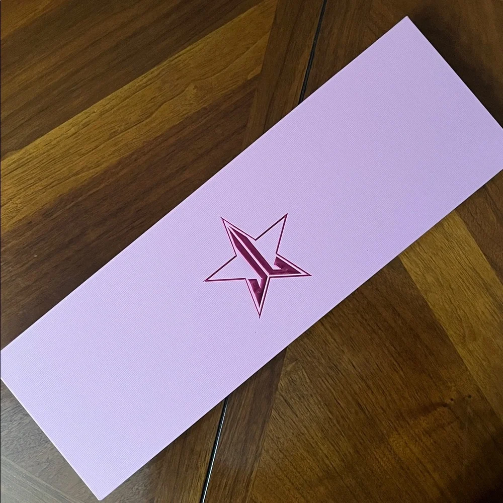 Jeffree Star Star-Shaped Soft Touch Mirror Ornaments!